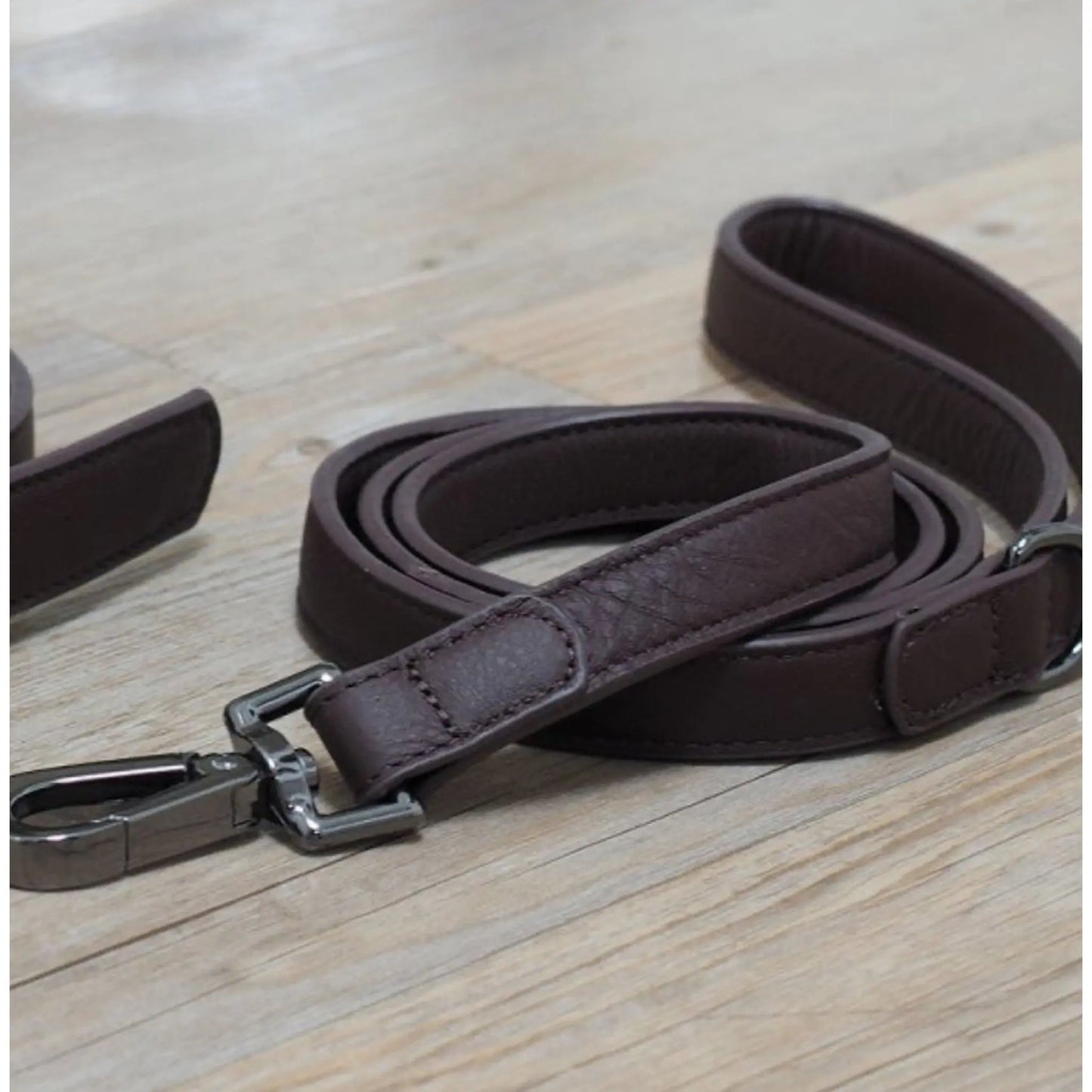 Black leather lead The Groomers Tuck Shop